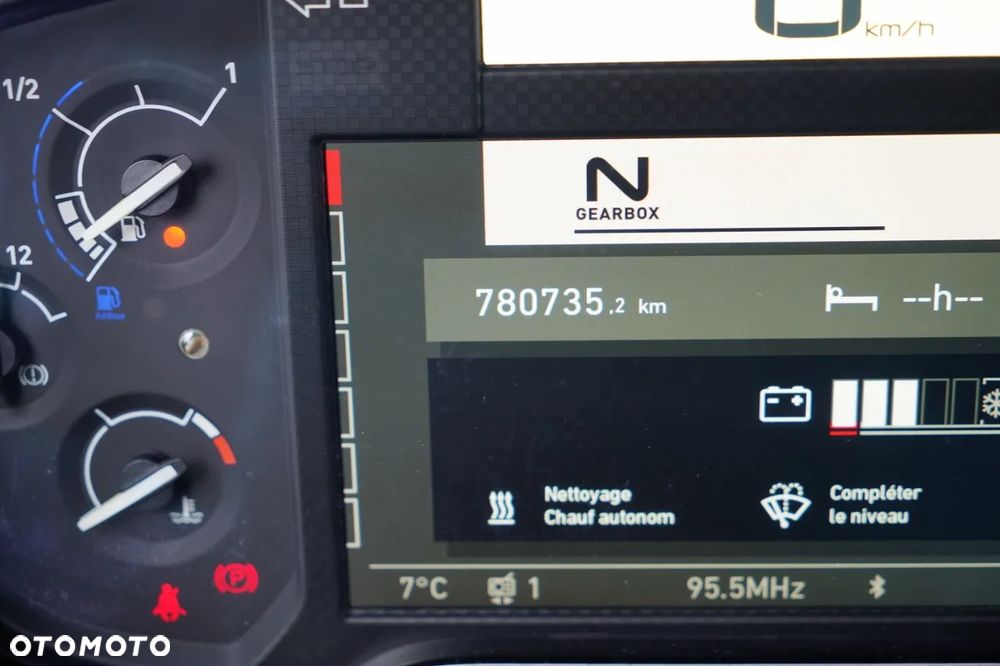 Renault T 520 / TEAM ALPINE  60/99  /  RETARDER / ALUFELGI / SKÓRY / EURO 6 - 38