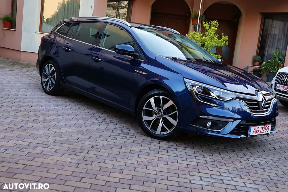 Renault Megane BLUE dCi 115 BOSE EDITION - 9