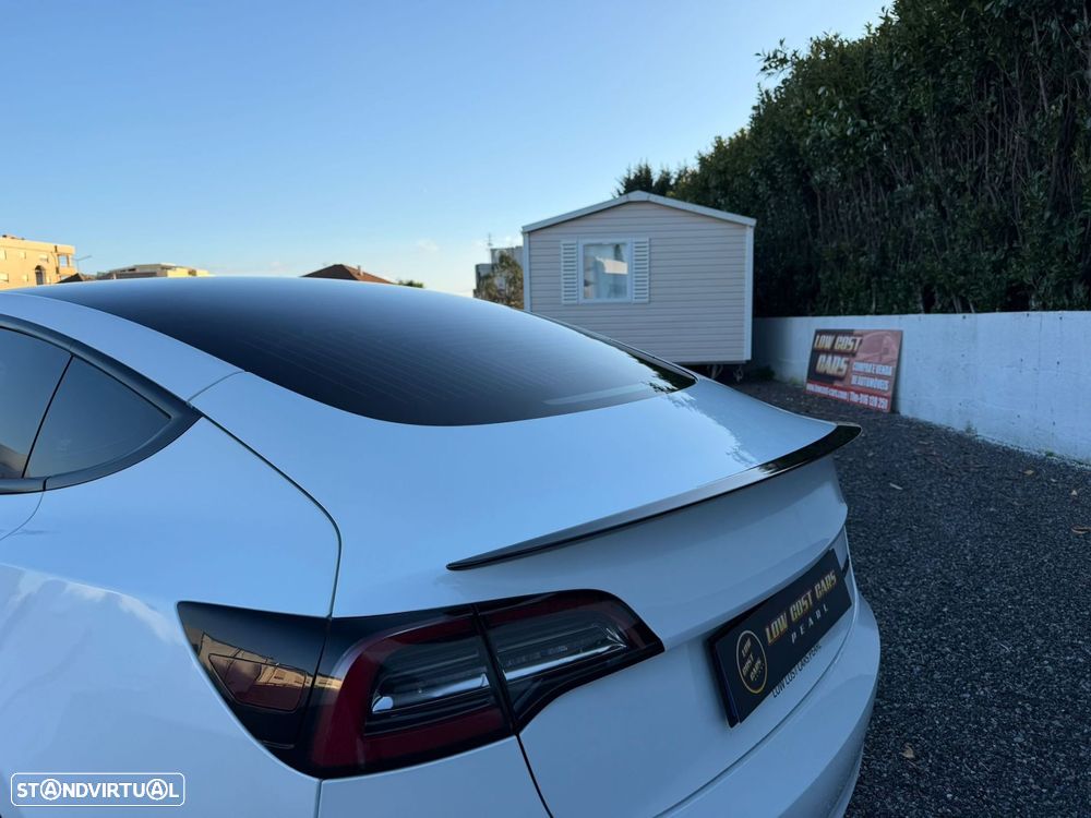 Tesla Model 3 Performance Dual Motor AWD - 28