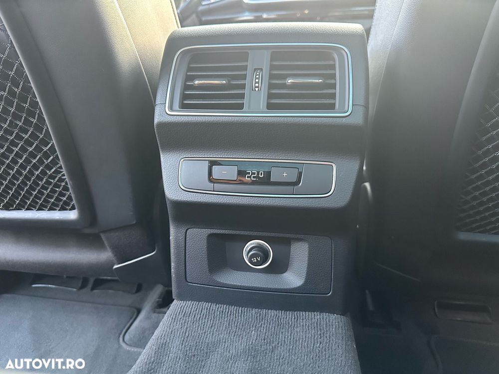 Audi Q5 2.0 40 TDI quattro S tronic Sport - 9