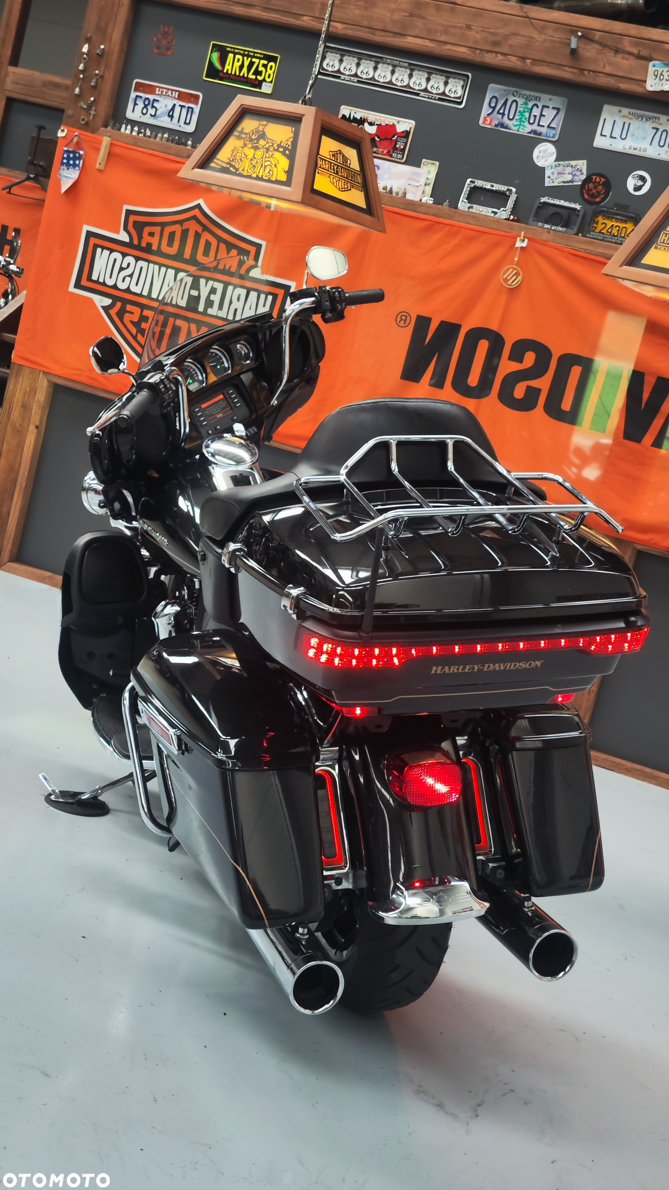 Harley-Davidson Touring Ultra Limited - 11