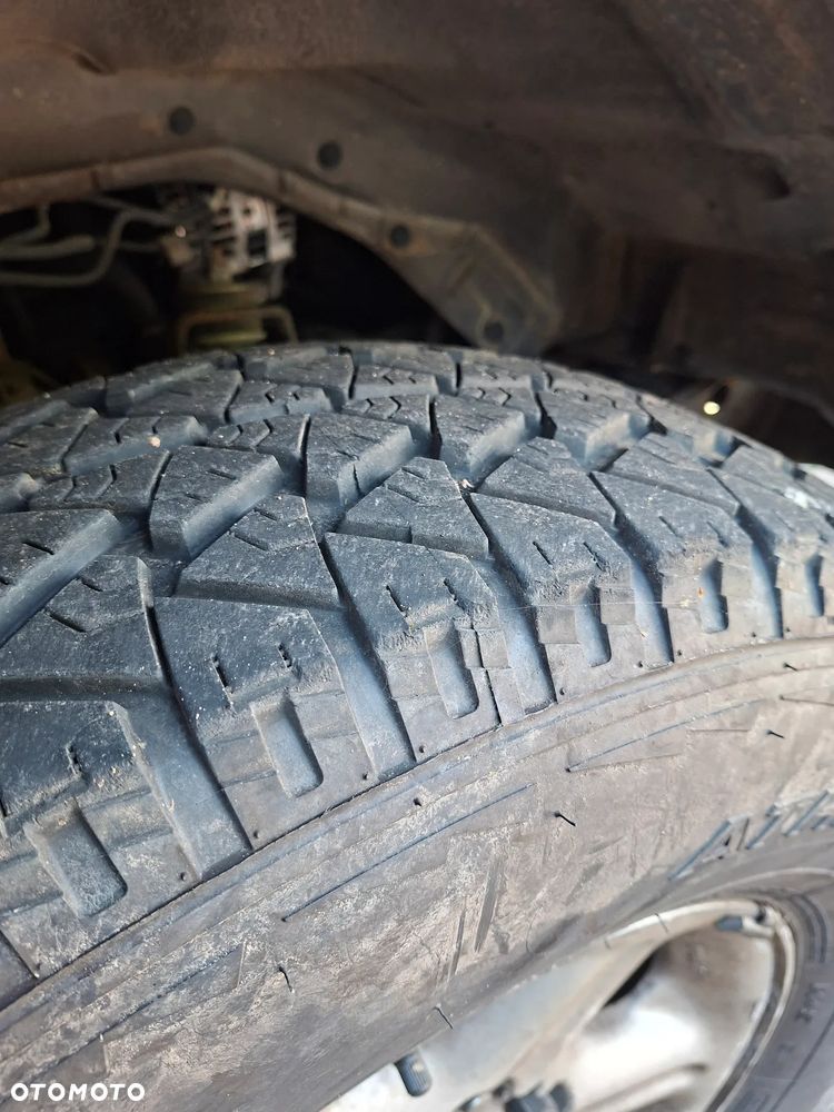 Isuzu Trooper - 25