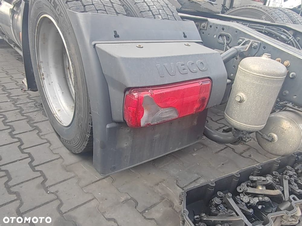 BŁOTNIK KOMPLETNY LEWY TYŁ LAMPA ZWYKŁA IVECO S-WAY HI-WAY - 3