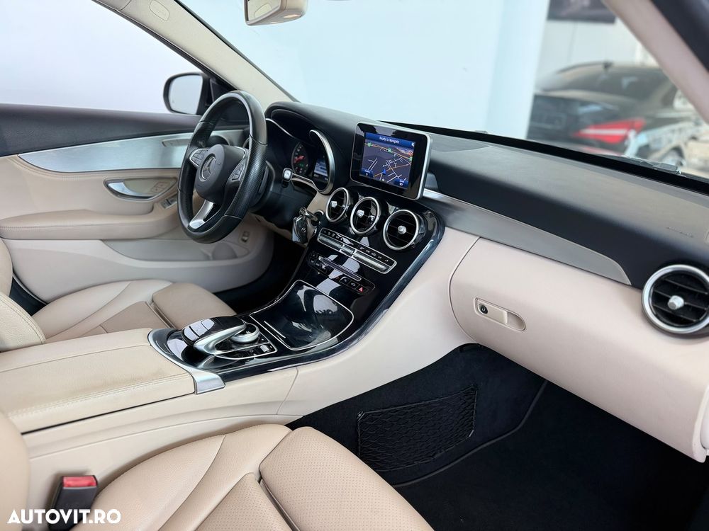 Mercedes-Benz C 180 7G-TRONIC Avantgarde Edition - 29