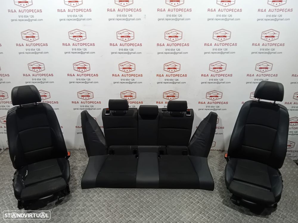 Conjunto de Bancos BMW Série 1 E82 Pack M em Pele e Alcântara Original - 15