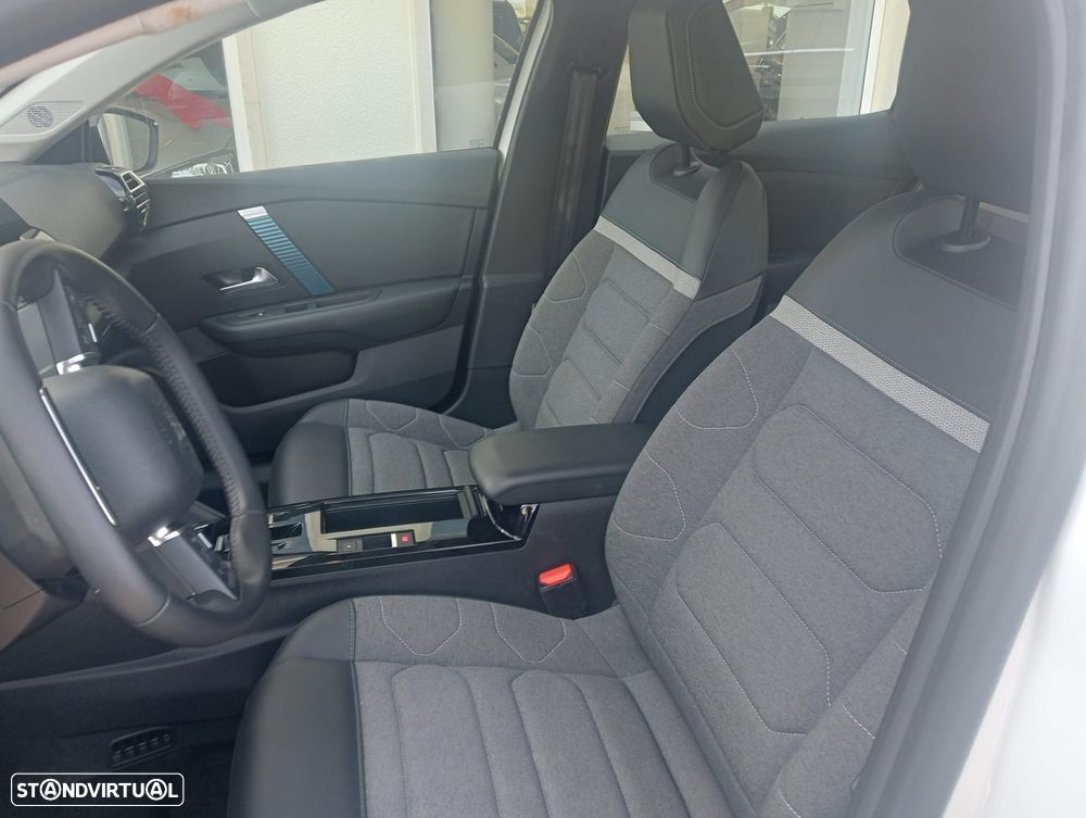 Citroën e-C4 50 kWh Shine - 17