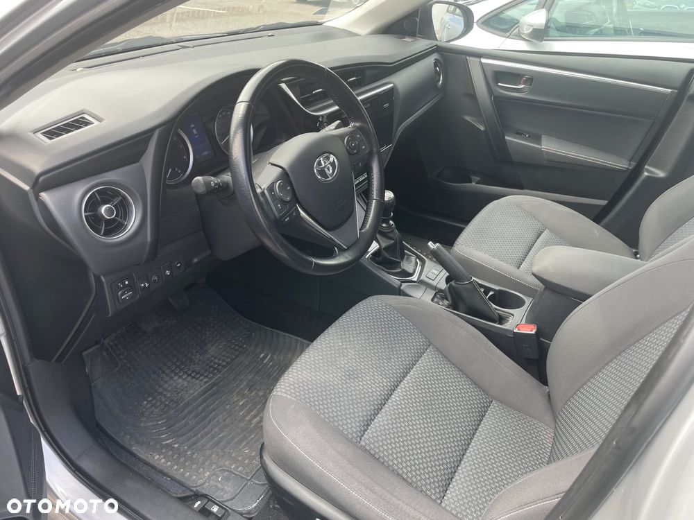 Toyota Corolla 1.6 Active - 10