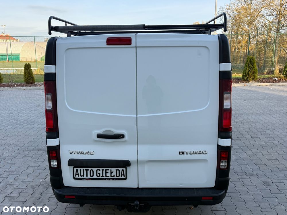 Opel Vivaro - 11