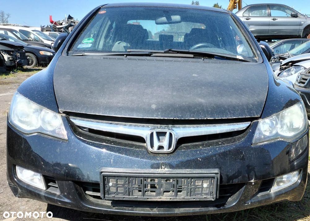 HONDA CIVIC VIII SEDAN 1.8 B92P MASKA DRZWI PRZÓD TYŁ LEWY PRAWY KLAPA BAGAŻNIKA ZDERZAK BELKA PRZÓD TYŁ BŁOTNIK SZYBA LUSTERKO LAMPA SILNIK SKRZYNIA CAŁY NA CZĘŚCI