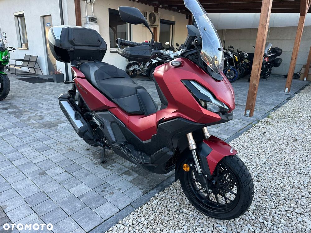 Honda ADV350 - 1