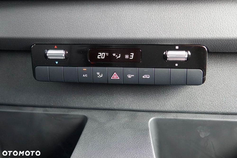 Mercedes-Benz Sprinter - 17