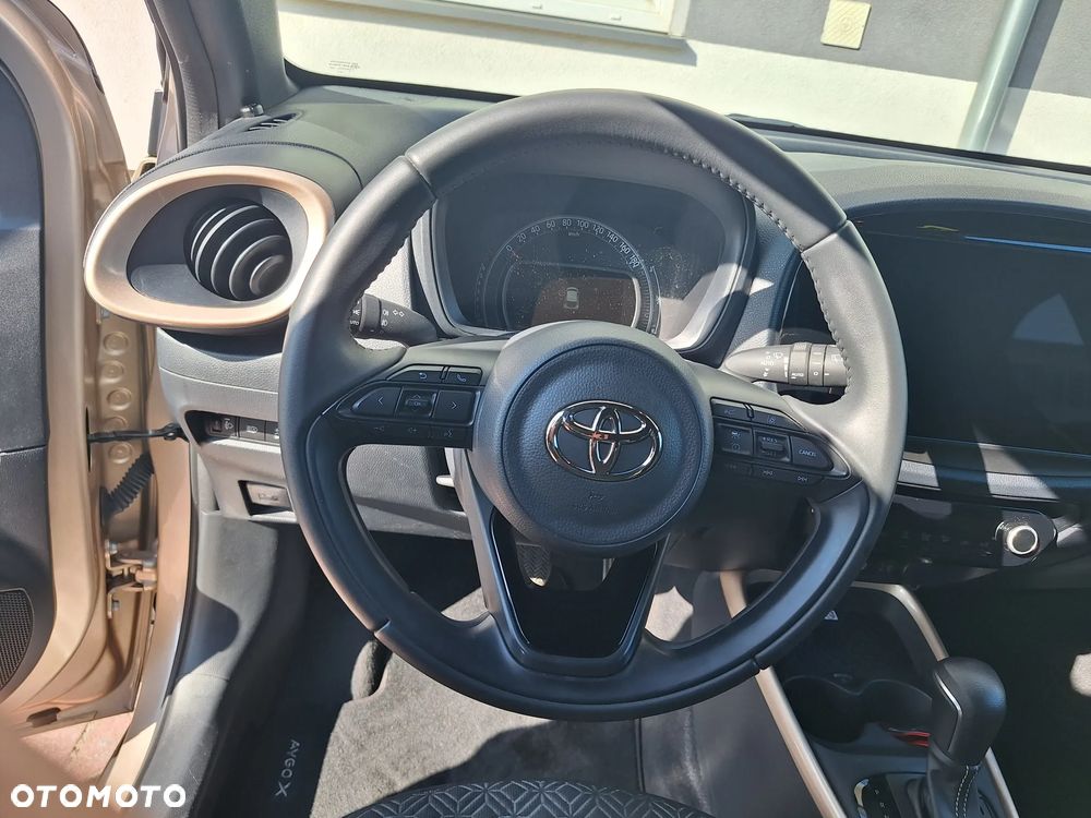 Toyota Aygo X - 6