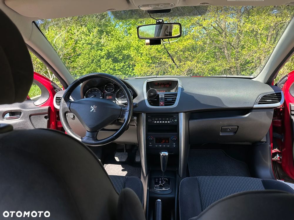 Peugeot 207 1.6 Trendy - 19