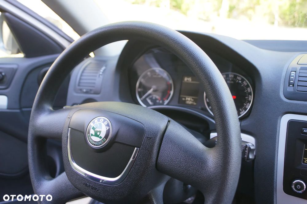 Skoda Octavia 1.4 TSI Ambition - 28