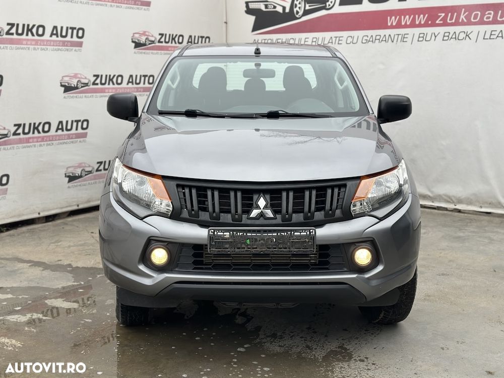 Mitsubishi L200 Double Cab M/T Invite - 2