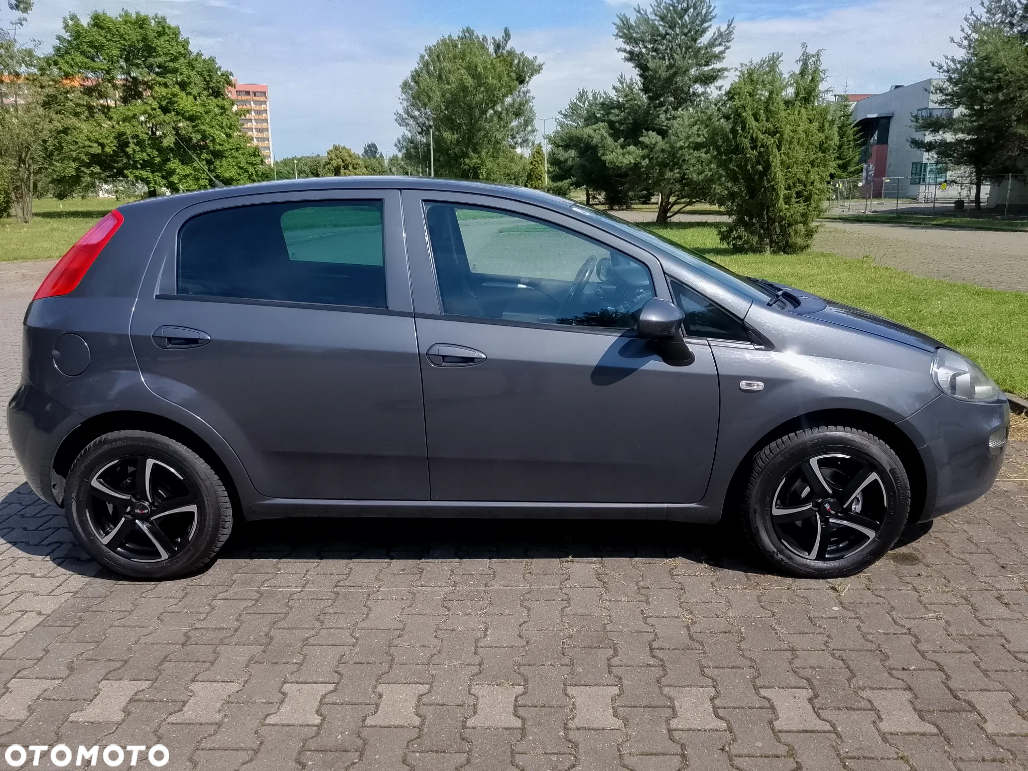 Fiat Punto 1.4 Easy Pakiet Easy Plus S&S - 3