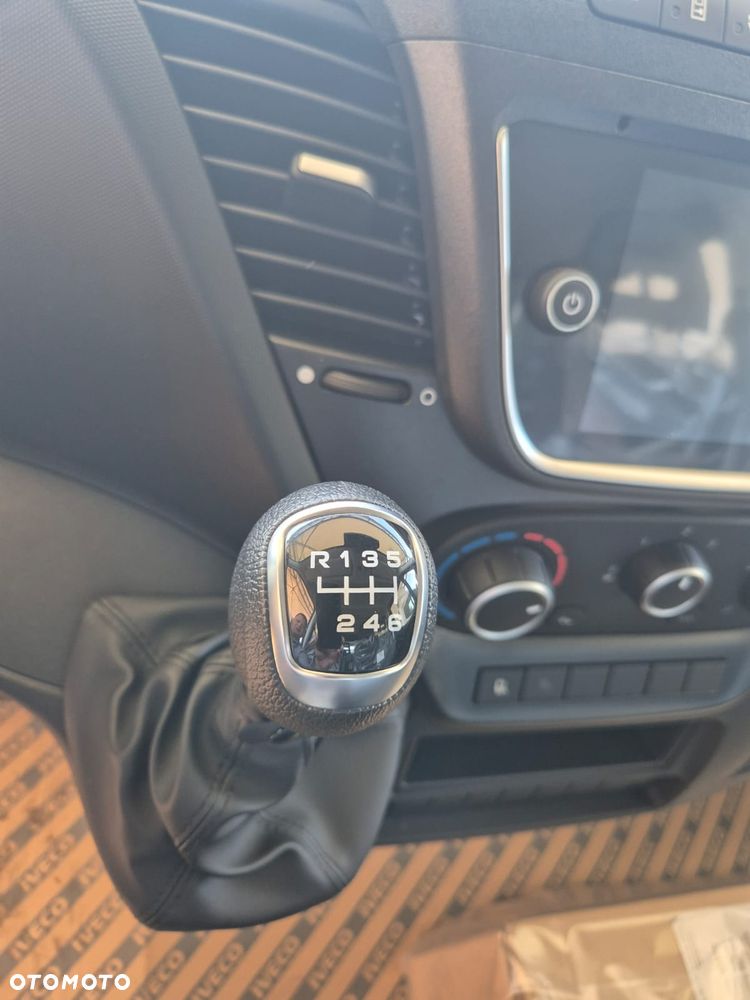 Iveco Daily / Pewny partner w biznesie ! - 14