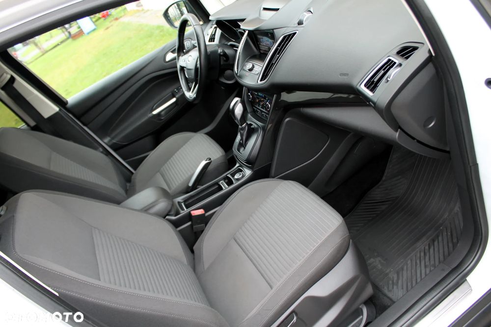 Ford C-MAX 2.0 TDCi Start-Stop-System Titanium - 11