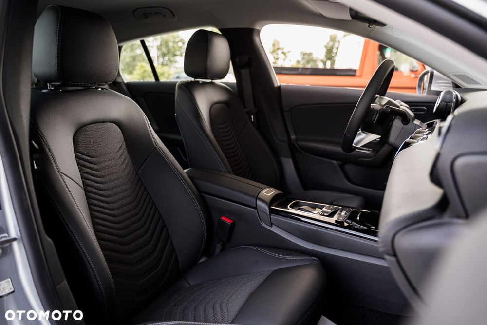 Mercedes-Benz CLA - 18