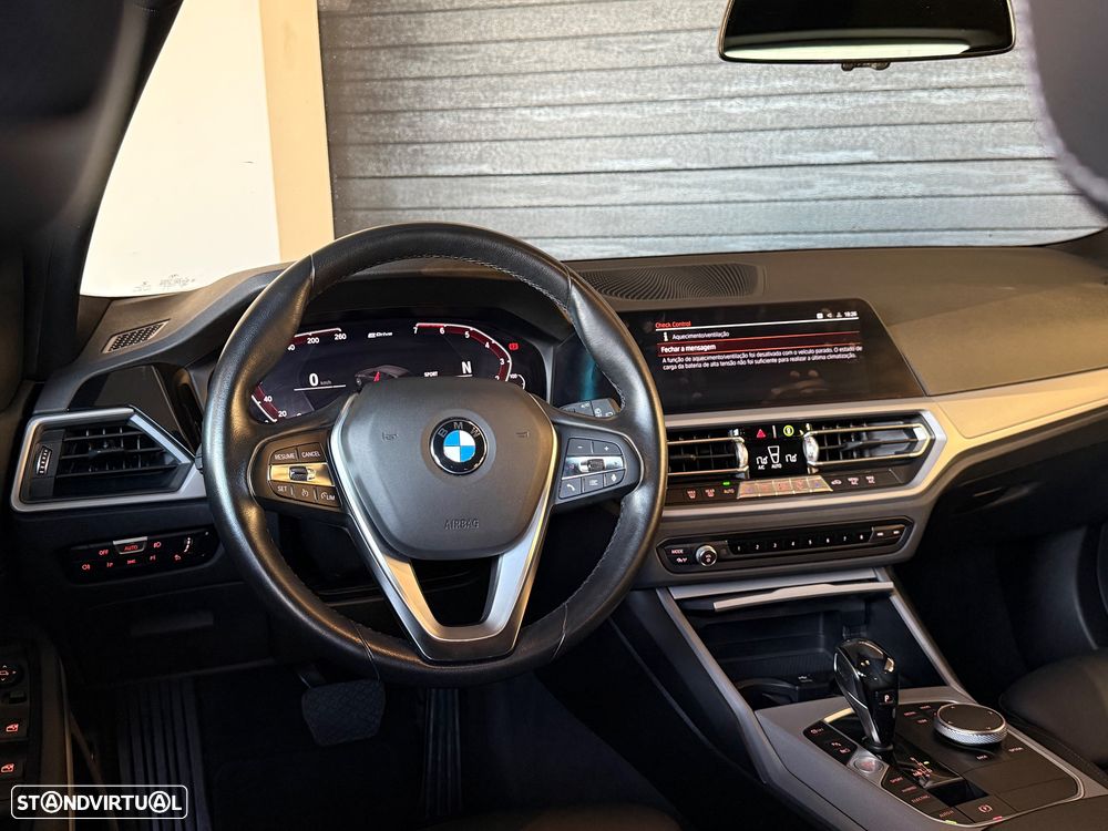 BMW 320 e Line Sport Auto - 27