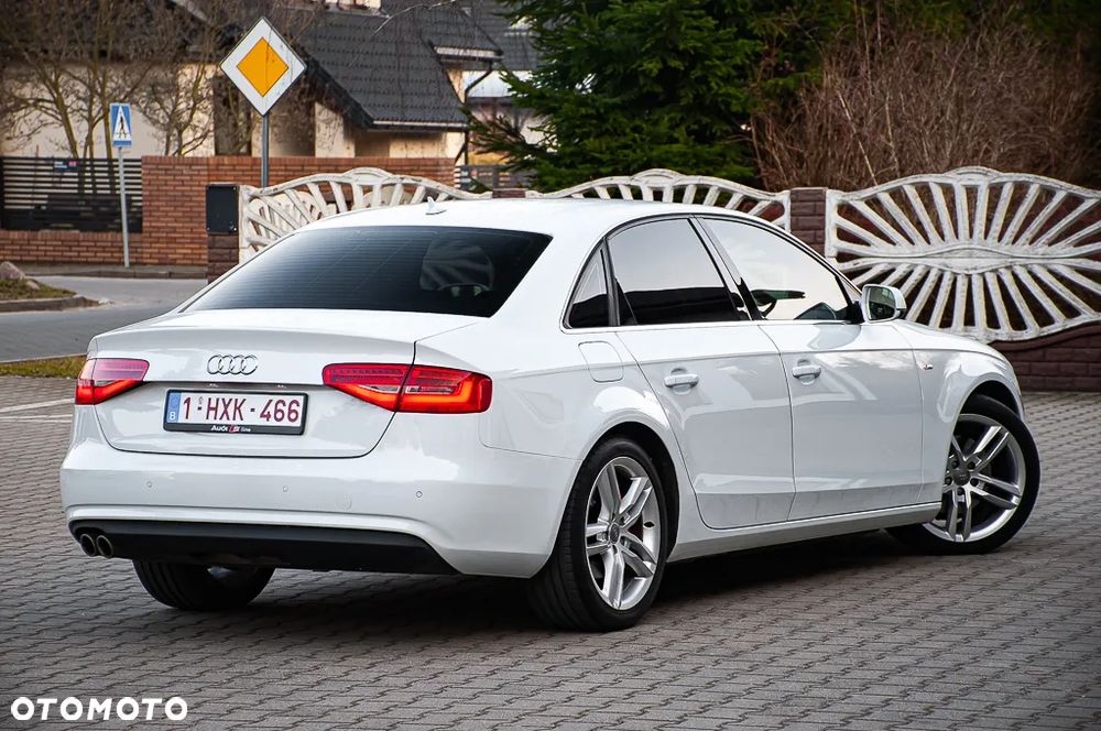 Audi A4 Limousine - 19