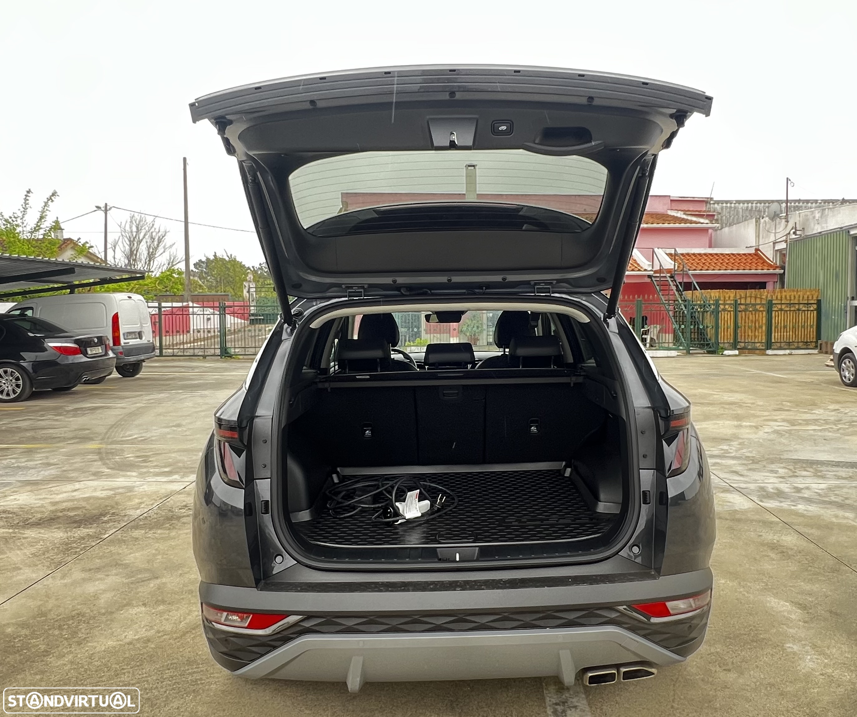 Hyundai Tucson 1.6 T-GDI PHEV e-Vanguard - 16