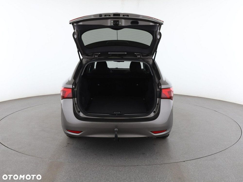 Toyota Avensis Touring Sports 1.8 Multidrive S Edition S+ - 19