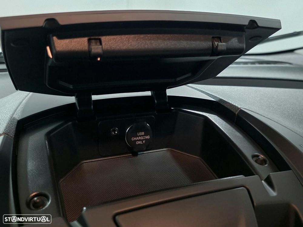 Ford Transit COURIER VAN - 15