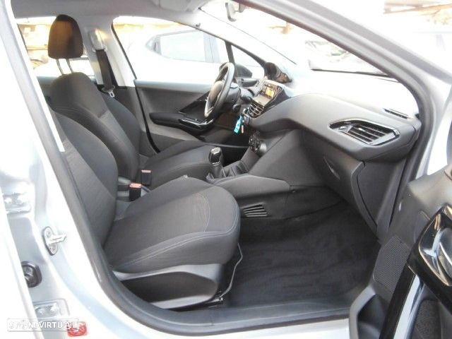 Peugeot 208 1.0 VTi Active - 25