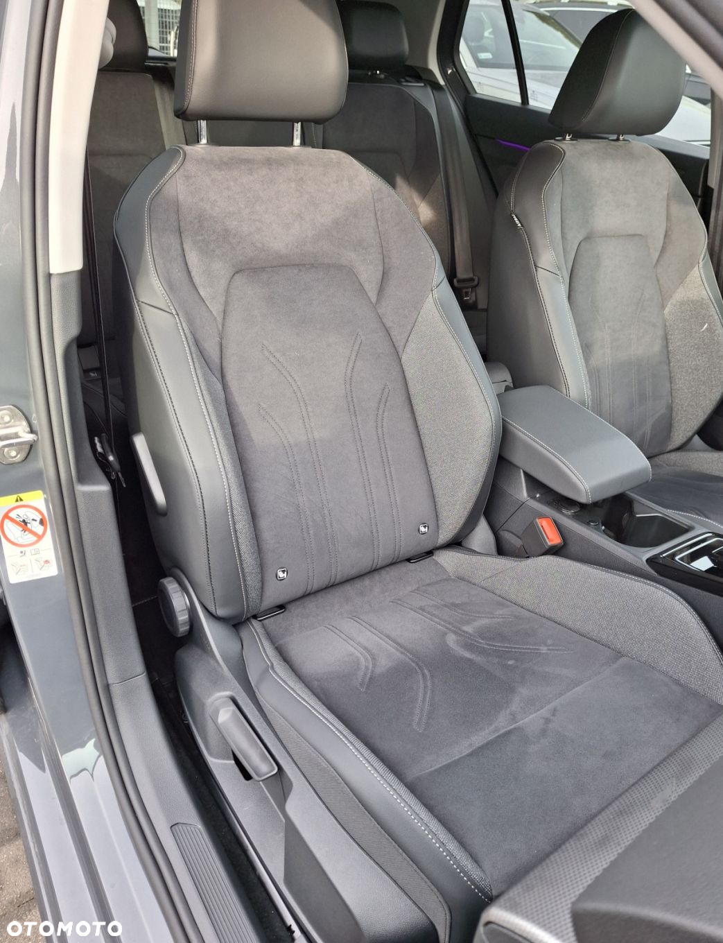 Volkswagen Golf - 14
