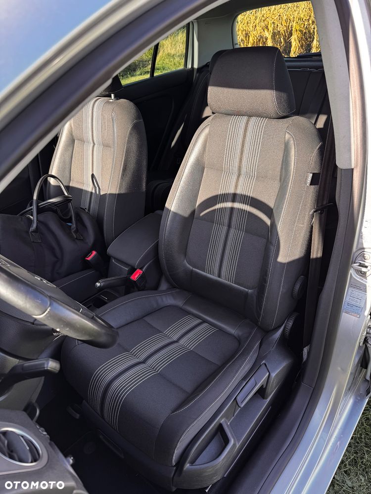 Volkswagen Golf Plus 1.6 TDI DPF MATCH - 13