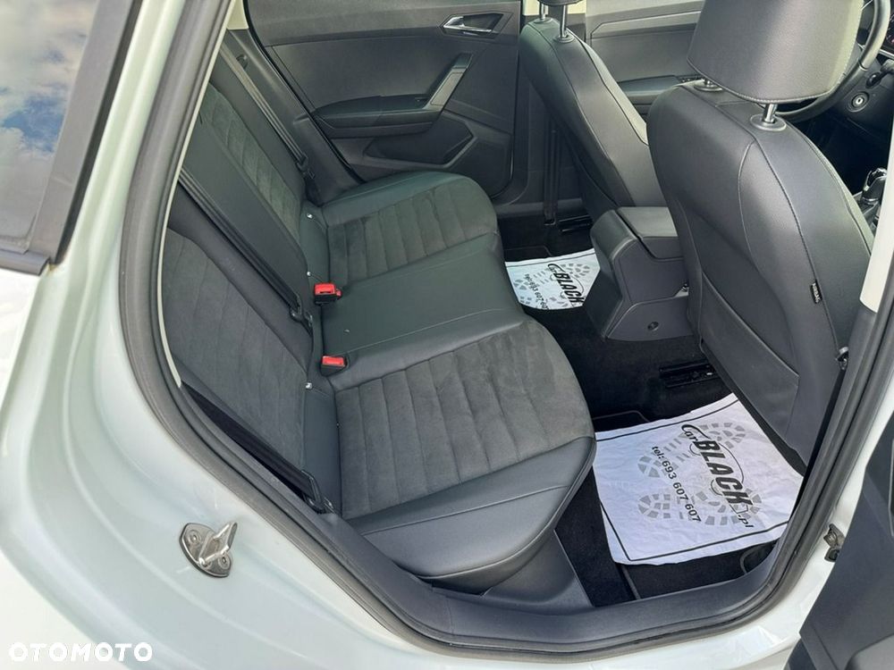 Seat Arona - 13