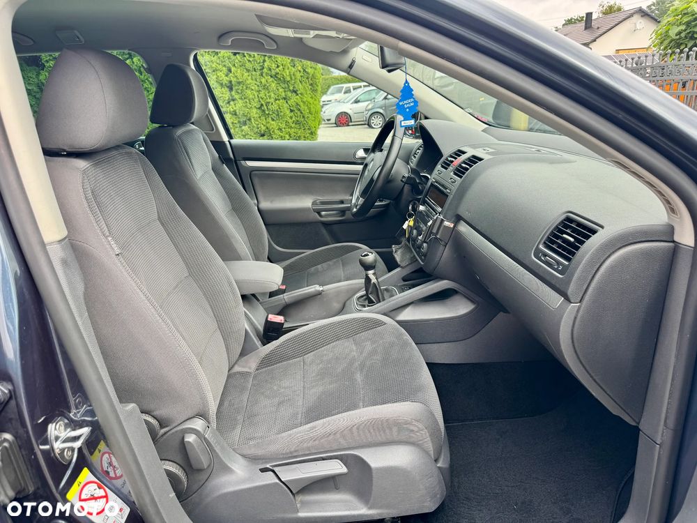 Volkswagen Golf Variant 1.6 Comfortline - 25