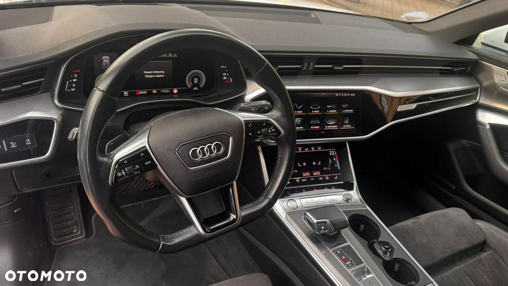 Audi A6 Avant - 16