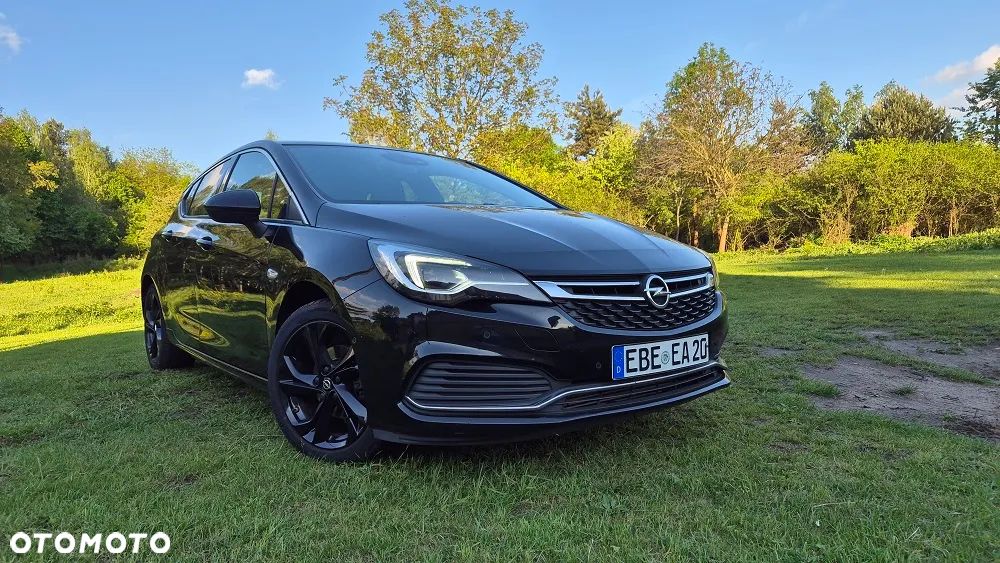 Opel Astra 1.4 Turbo Innovation - 11