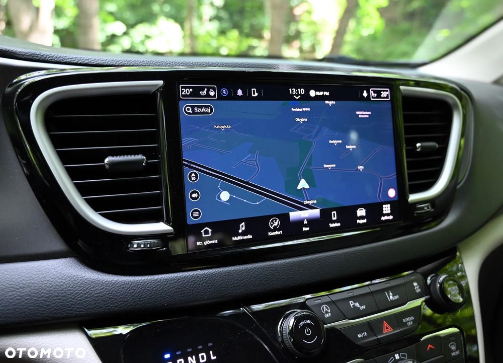 Chrysler Pacifica - 26