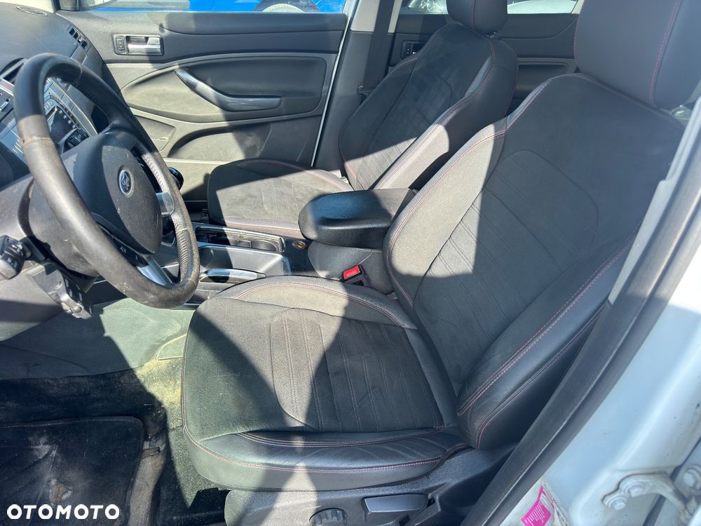 Ford Kuga 2.0 TDCi 4x4 Titanium - 8