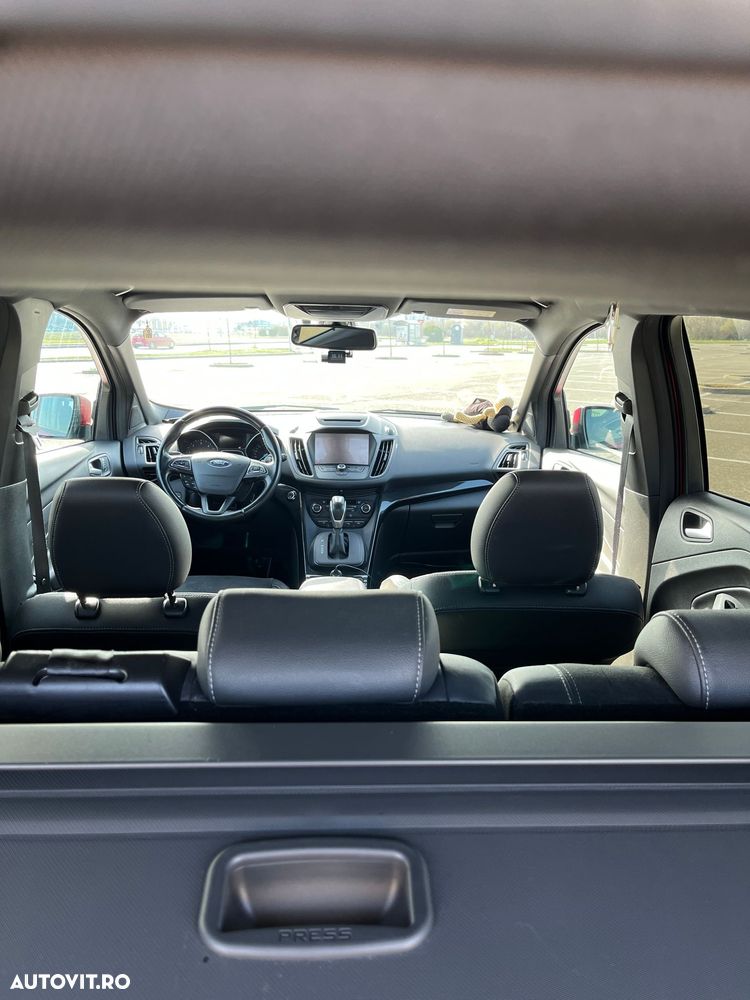 Ford Kuga 2.0 TDCi 4x4 Aut. ST-Line - 18