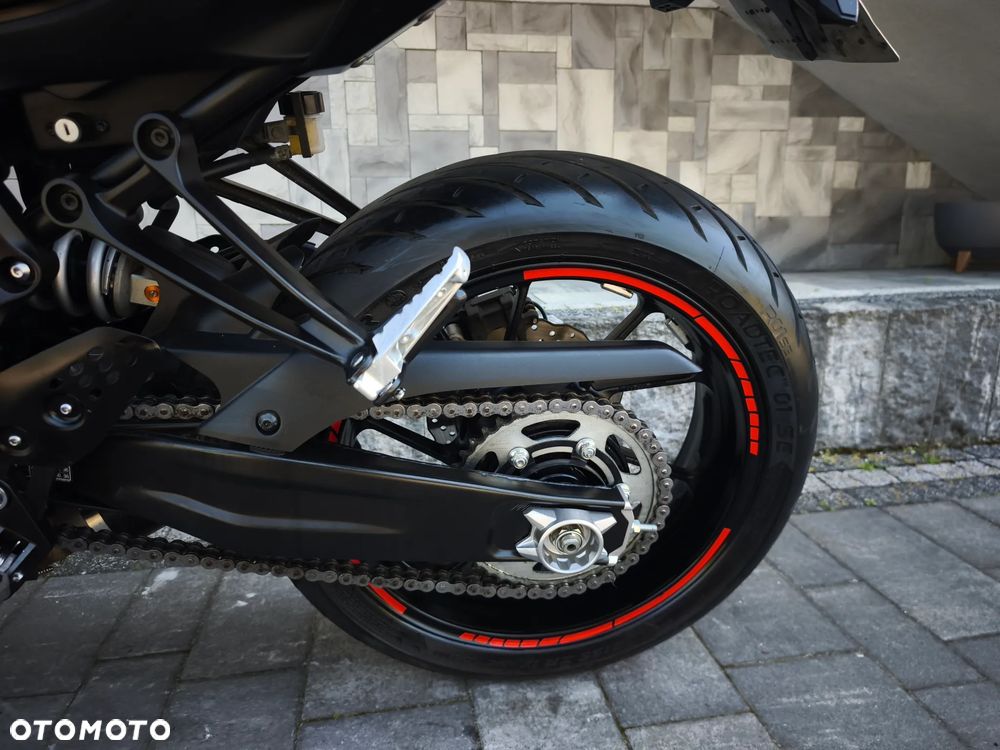 Yamaha MT - 12