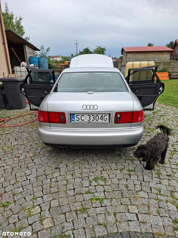 Audi S8 - 12