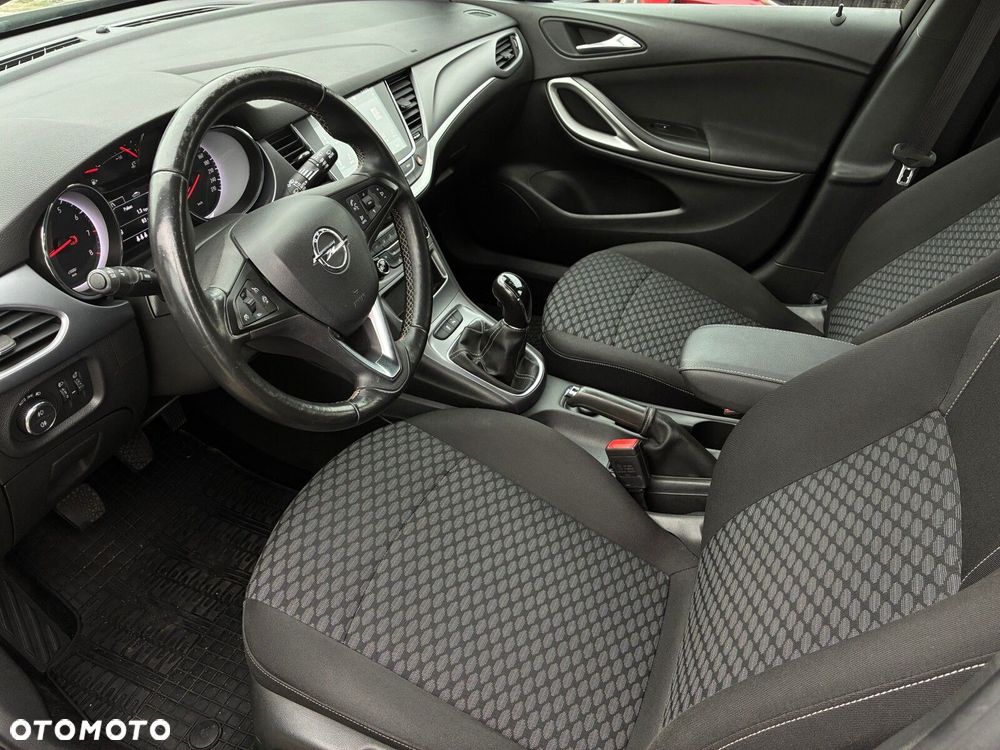 Opel Astra 1.4 T Enjoy - 10