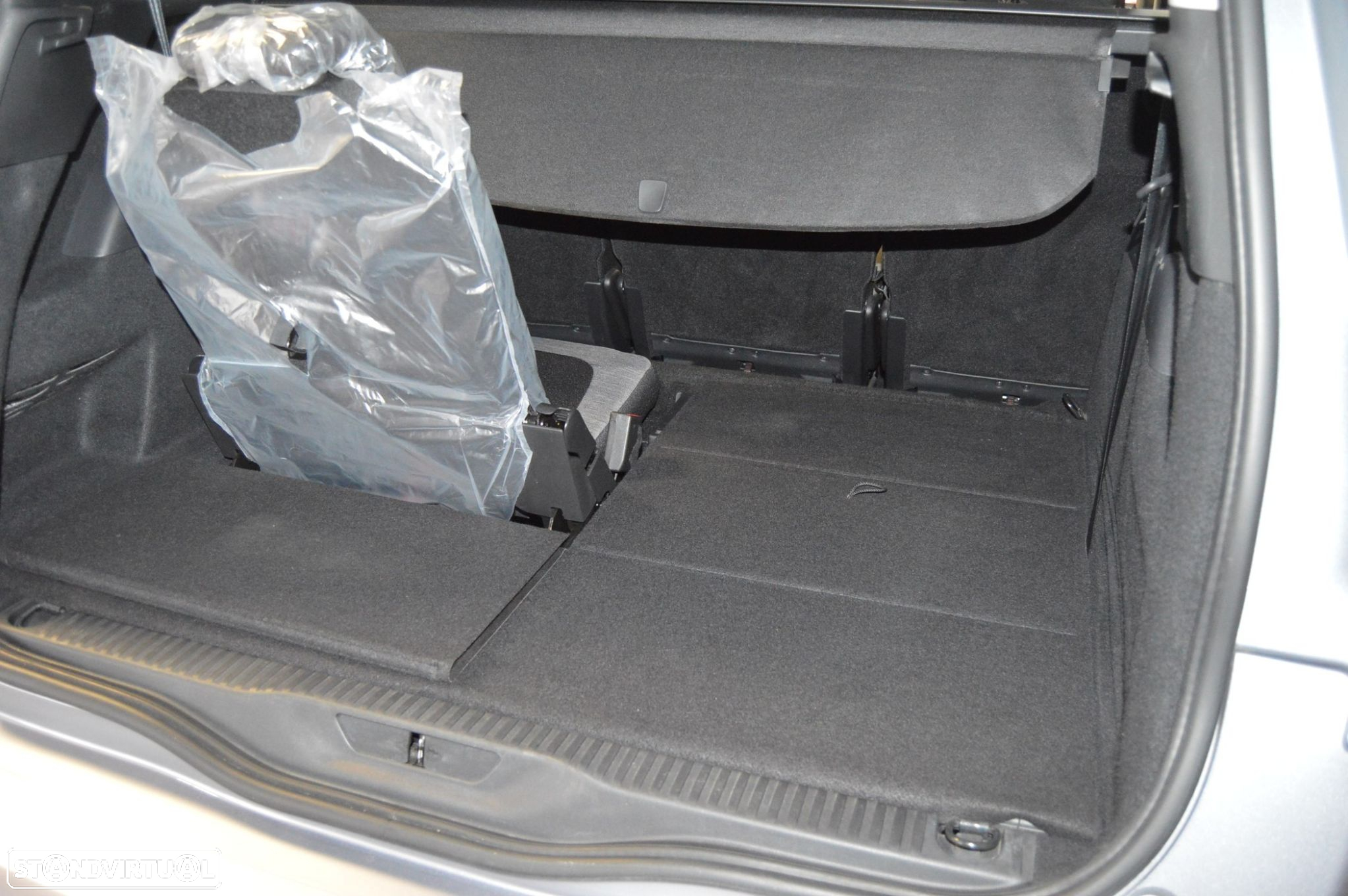 Citroën Grand C4 Spacetourer 1.5 BlueHDi Feel EAT8 - 24