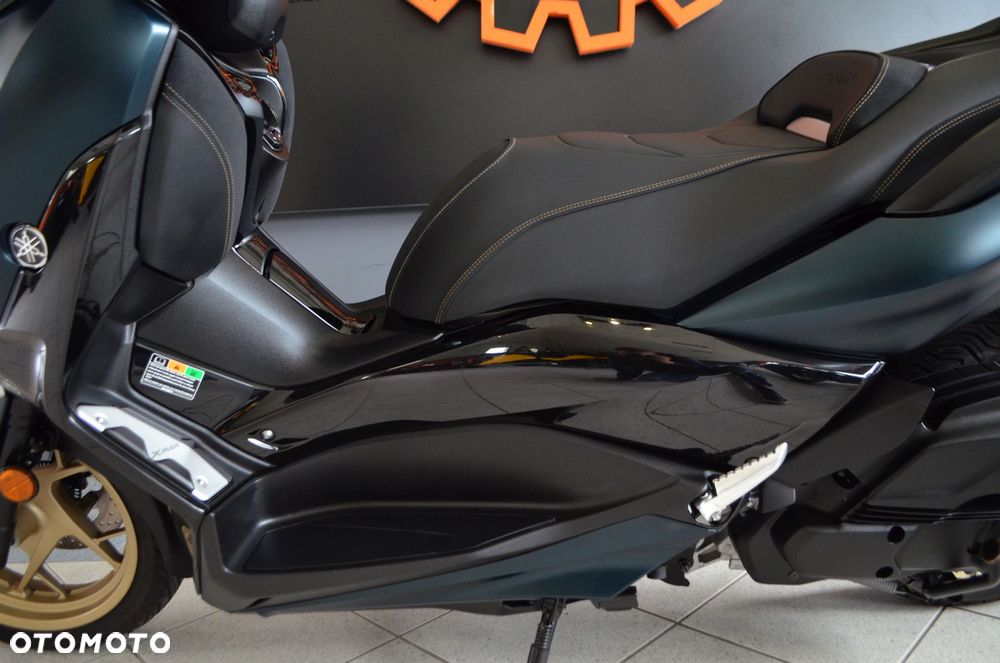 Yamaha X-max - 25
