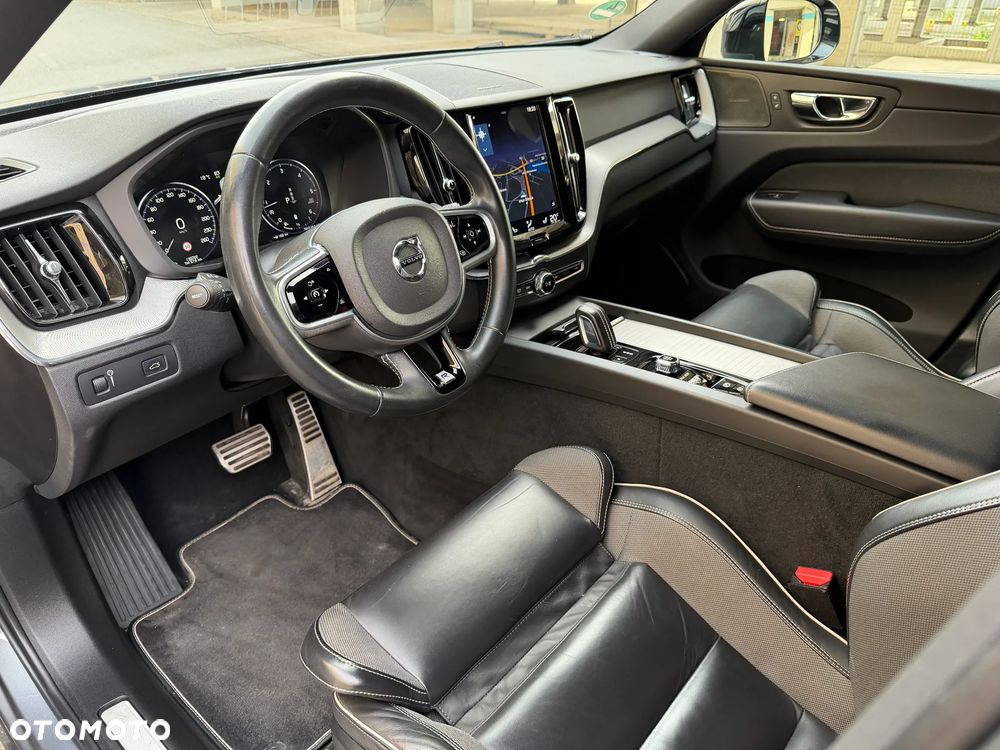 Volvo XC 60 B4 D AWD R-Design - 20