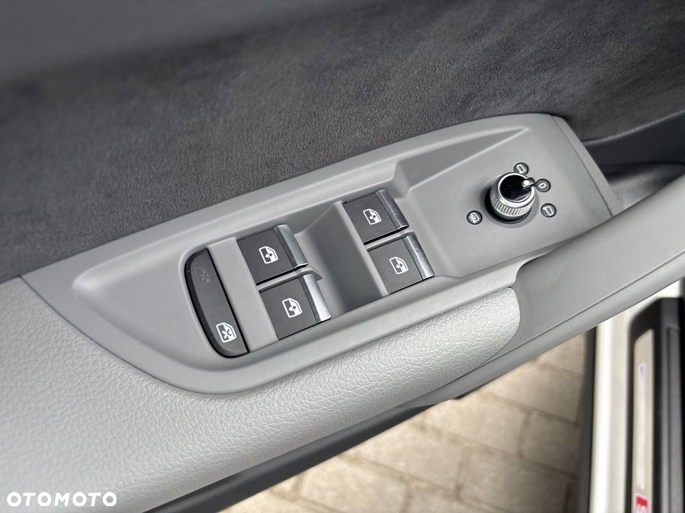 Audi Q5 Sportback - 26