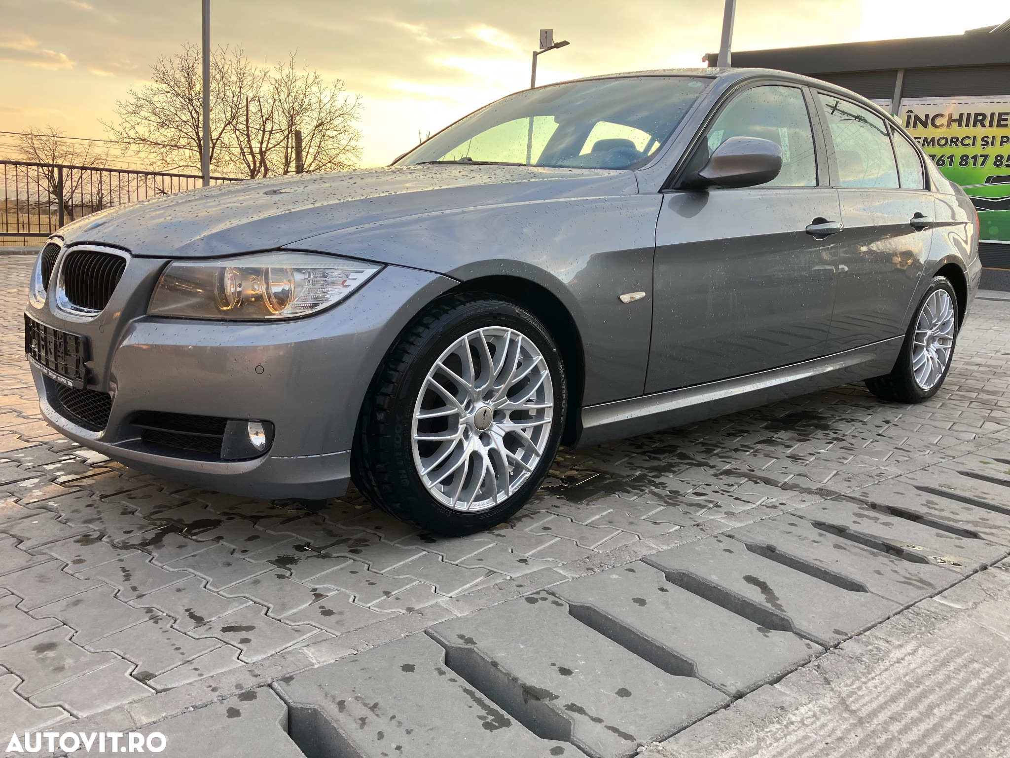 BMW Seria 3 318d - 12