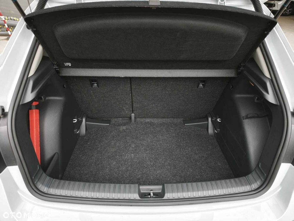 Skoda Fabia 1.0 TSI Selection DSG - 11
