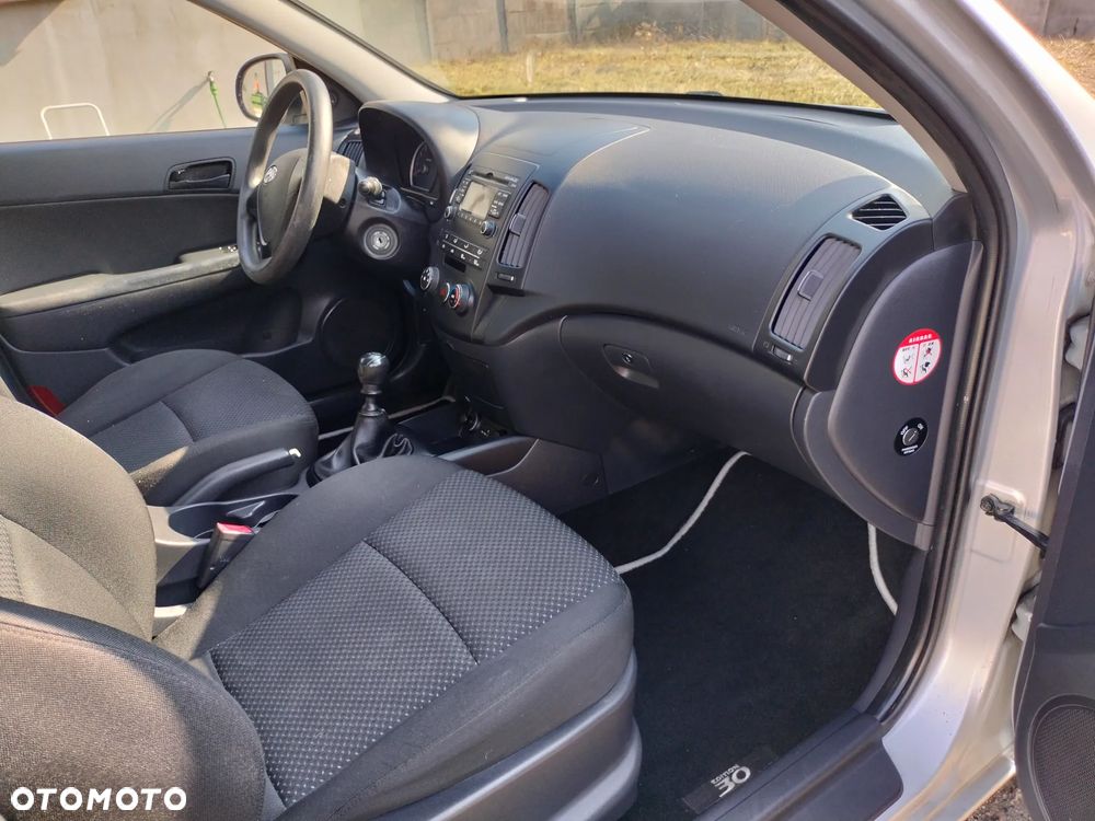 Hyundai i30 i30cw 1.4 Edition Plus - 10