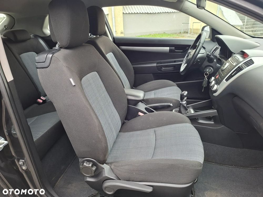 Kia ProCeed 1.6 Crdi Comfort + - 25