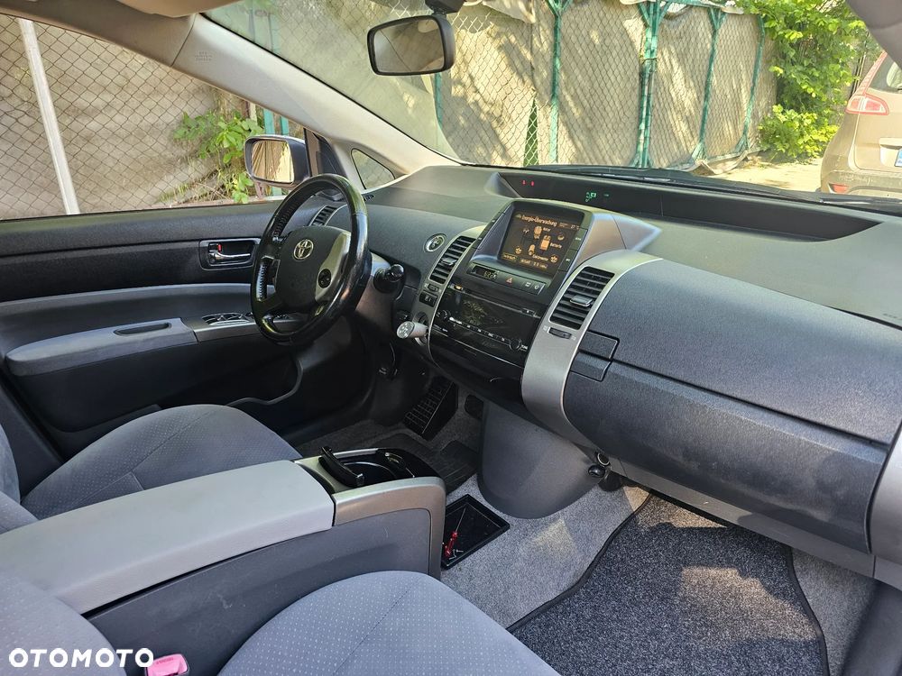 Toyota Prius 1.5 VVT-i Prestige - 14